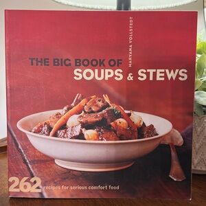 Chronicle Books The Big Book of Soups & Stews - Red Cover
